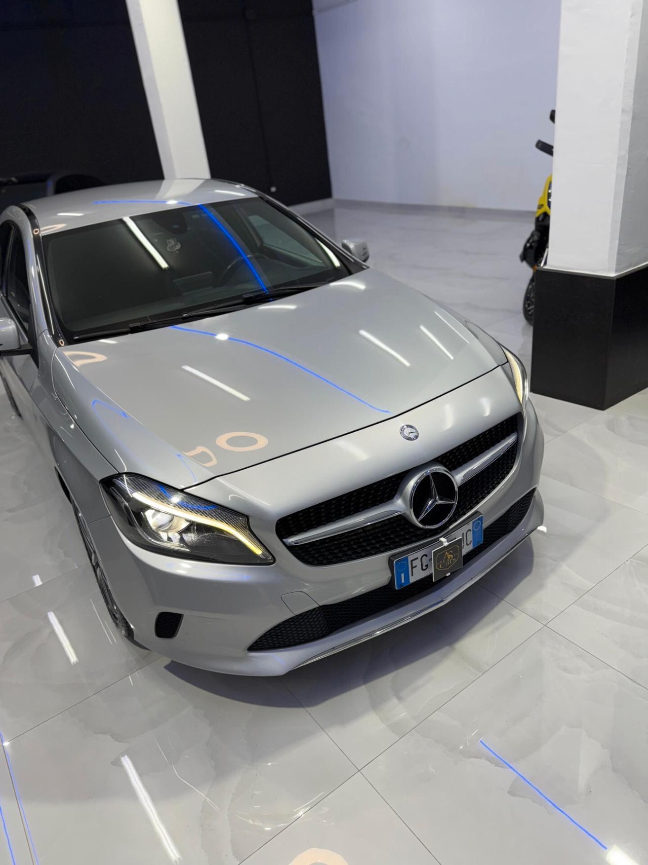 Mercedes-benz A 180 d Automatic Premium