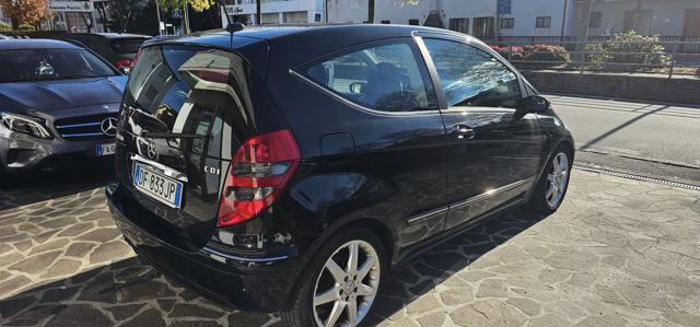 MERCEDES-BENZ A 160 CDI Coupé Elegance