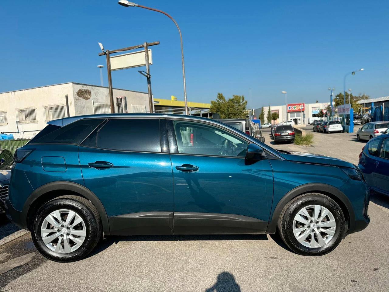 Peugeot 3008 1.5 diesel 131cv anno 07/2021 Garanzia finanziamento Permute