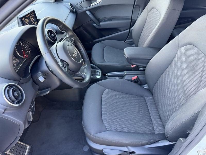 Audi A1 A1 1.0 tfsi ultra 95cv s-tronic DA VETRINA !! IDONEA NEOPATENTATI