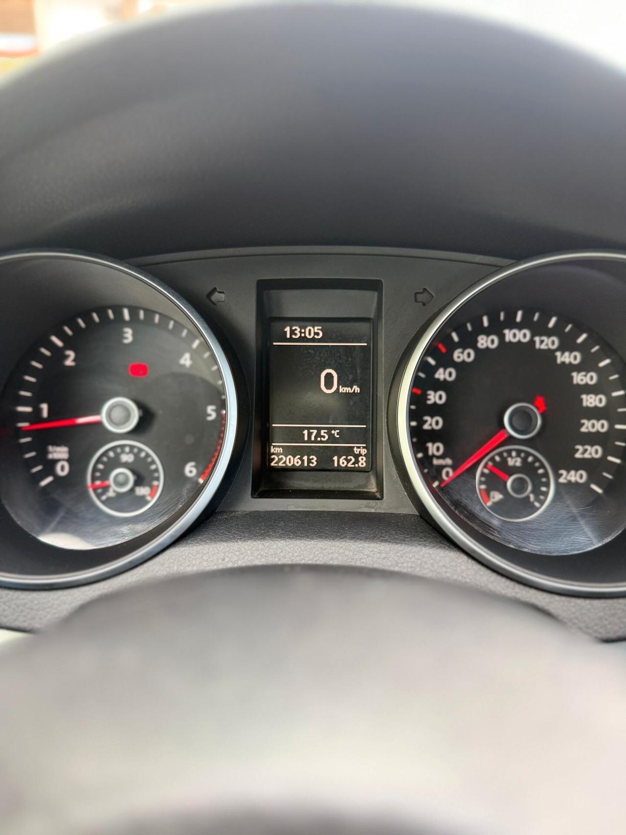 Volkswagen Golf VI 1.6 TDI 105cv (77kw) Sport