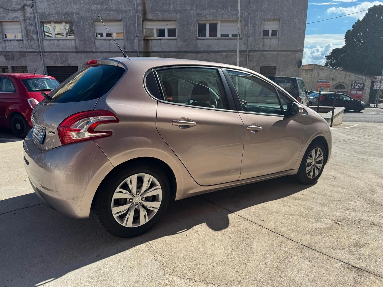 Peugeot 208 1.2 VTi 82 CV 5 porte Active