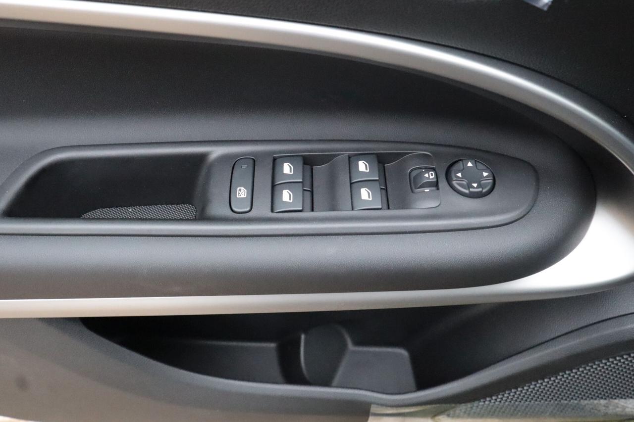 JEEP Avenger 1.2cc MHEV 110cv E-Hybrid DCT Summit