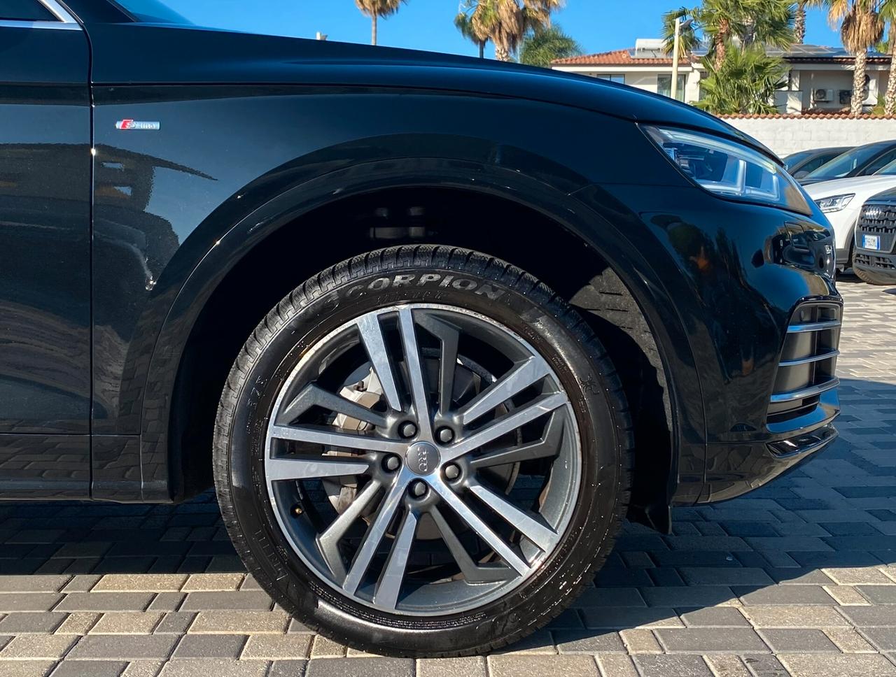 Audi Q5 S Line Plus 2.0 TDI 190CV s-tronic quattro 40