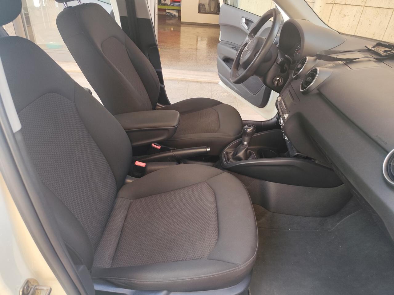 Audi A1 SPB 1.6 TDI Ambition 105Cv Tagliandi Audi