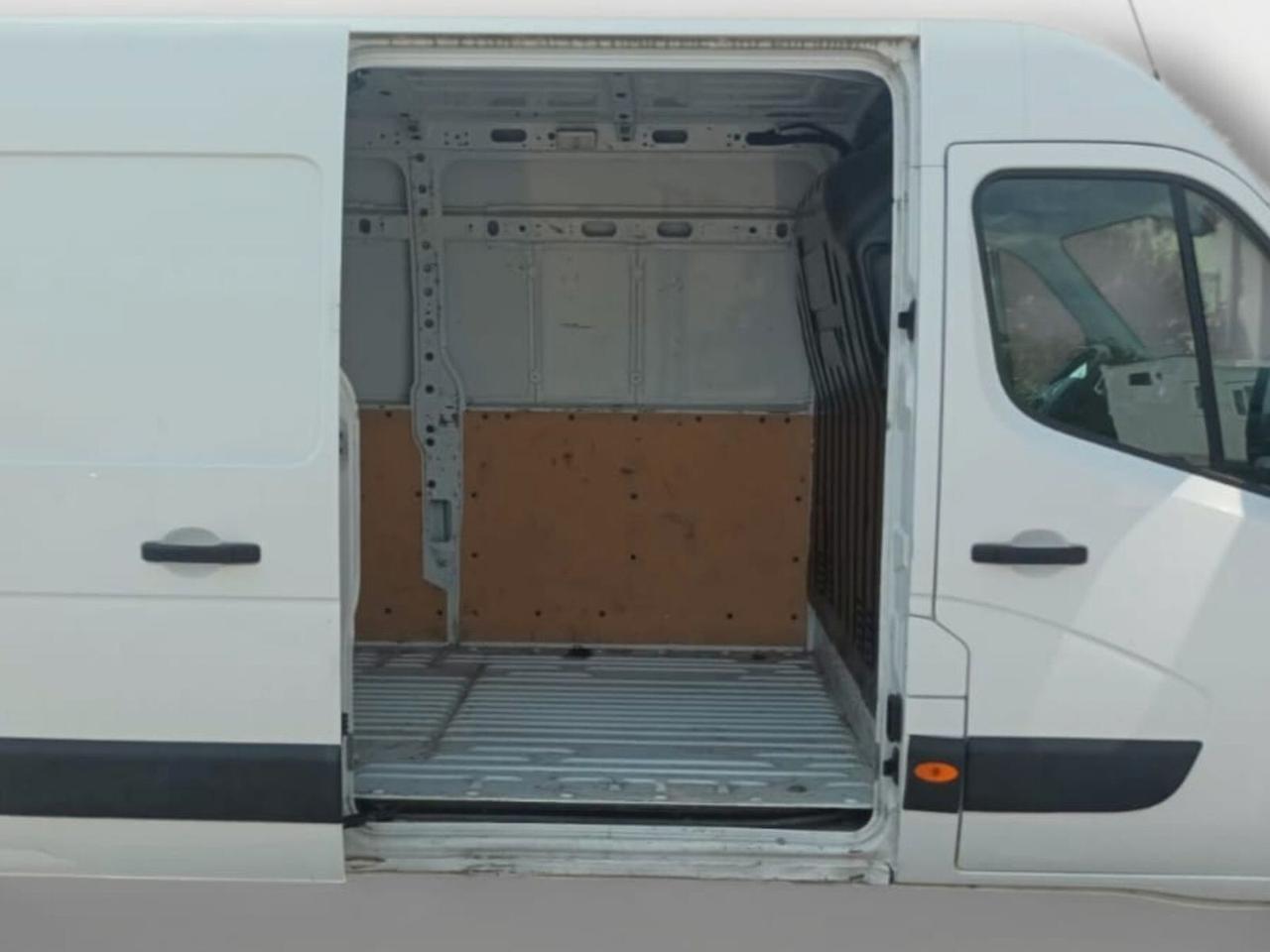 Renault Master T35 2.3 dci 135cv L3H2 Ice