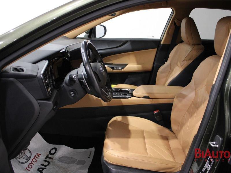 Lexus NX NX Hybrid 4WD Luxury