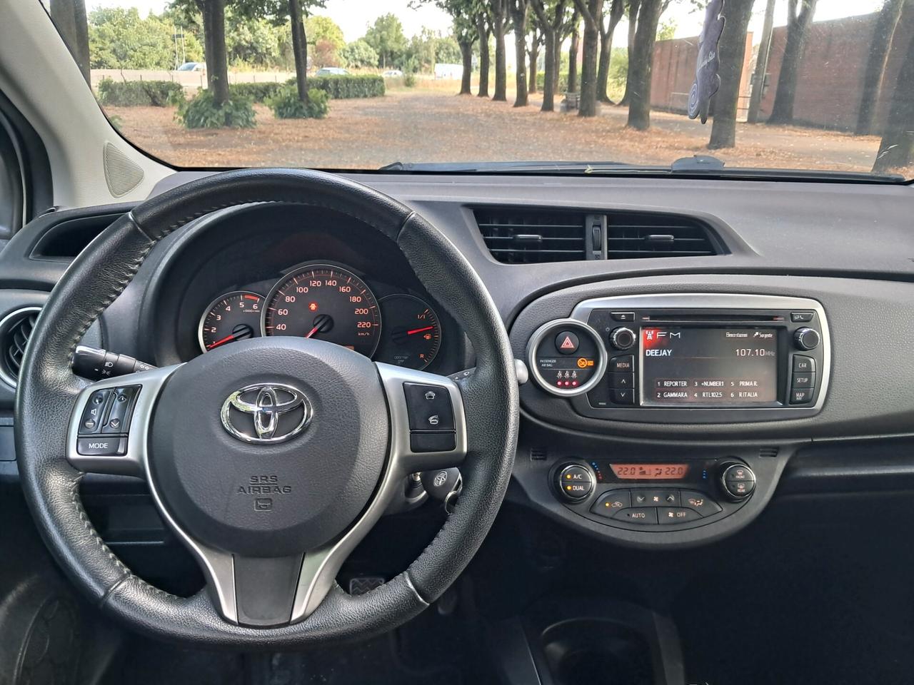 TOYOTA YARIS 1.4 D 2013
