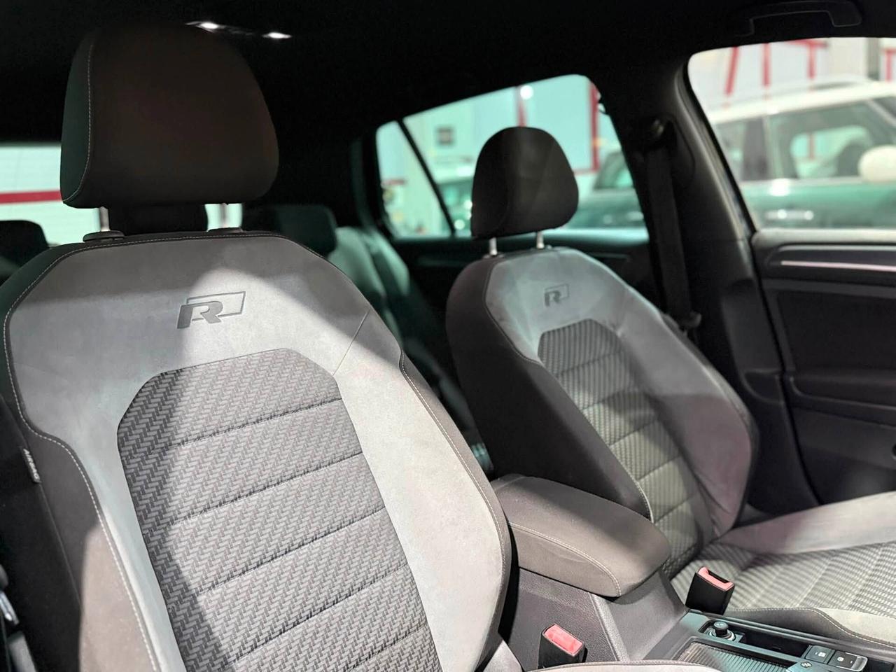 Volkswagen Golf 7.5 R-line 1.6 TDI 116cv 2019