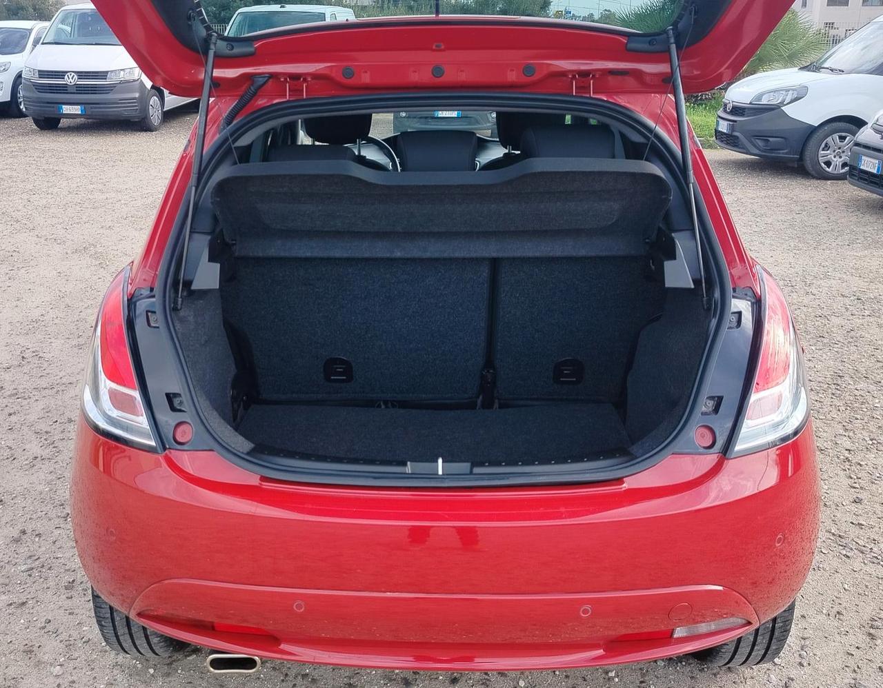 Lancia Ypsilon 1.0 firefly hybrid Gold s&s 70cv 5p.ti