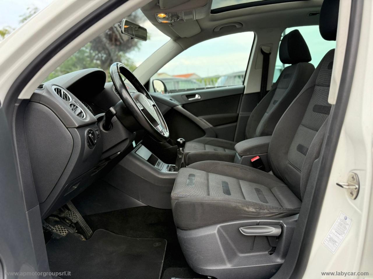 VOLKSWAGEN Tiguan 2.0 16V TDI 4 MOTION 4X4 DPF Sport & Style