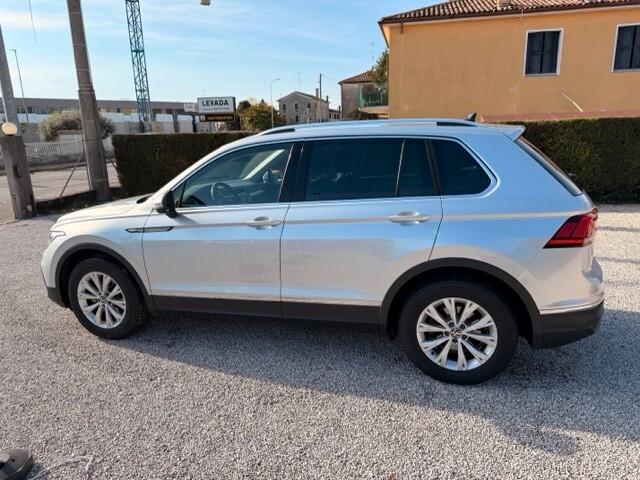Volkswagen Tiguan 2.0 Tdi 150 Cv Life Dsg