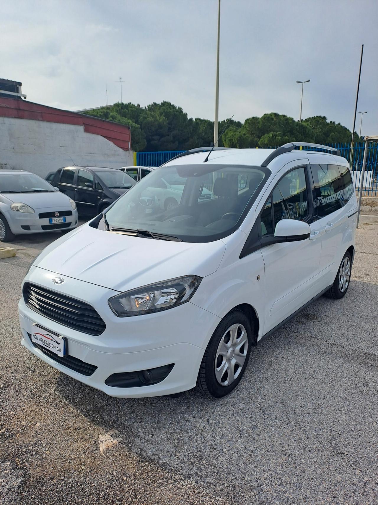 Ford Tourneo Courier Tourneo Courier 1.0 EcoBoost 100 CV Titanium