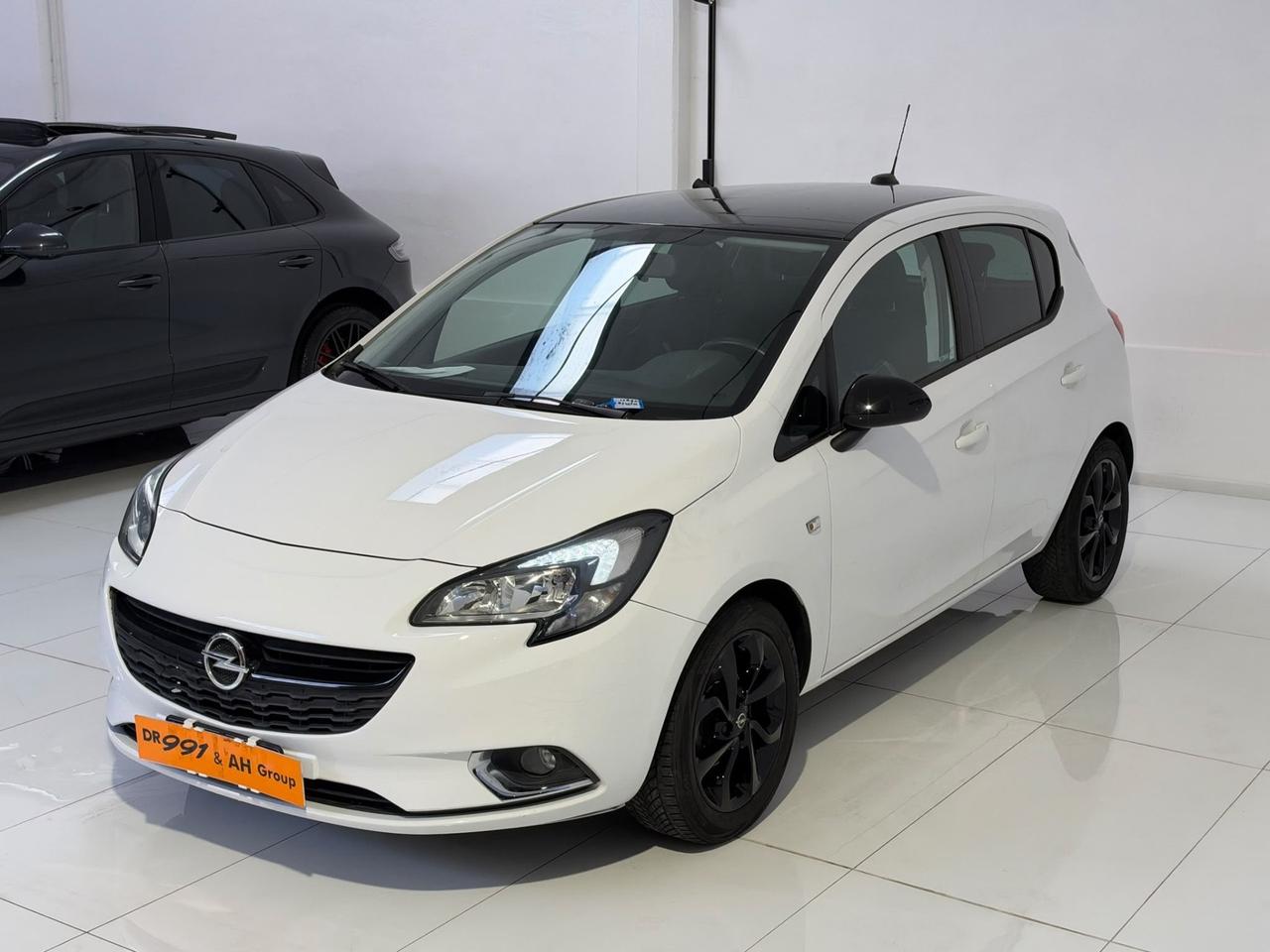 Opel Corsa 1.2 5 porte b-Color
