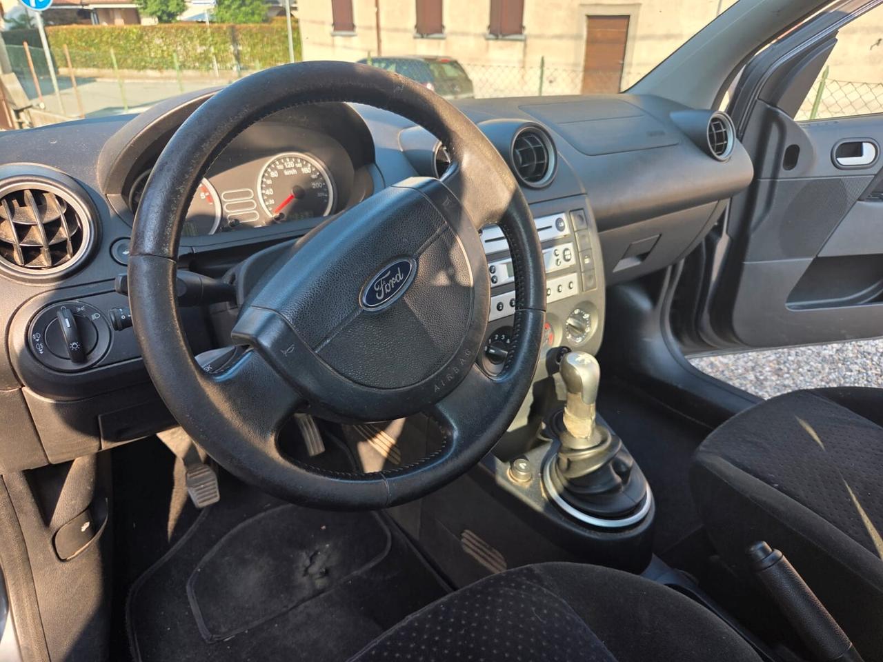 Ford Fiesta 1.4 TDCi 3p. Ghia