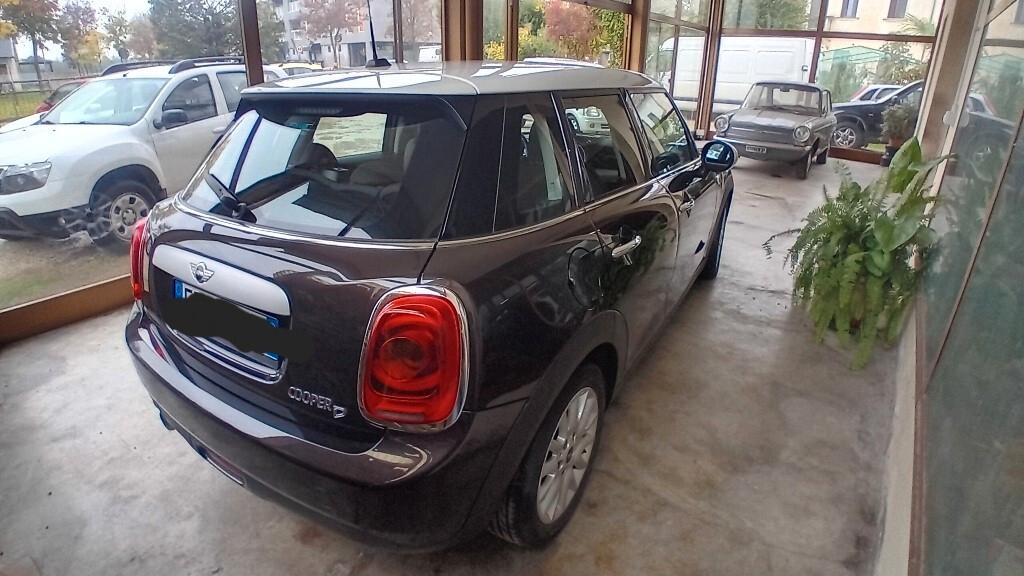 Mini 1.5 Cooper D 5 porte