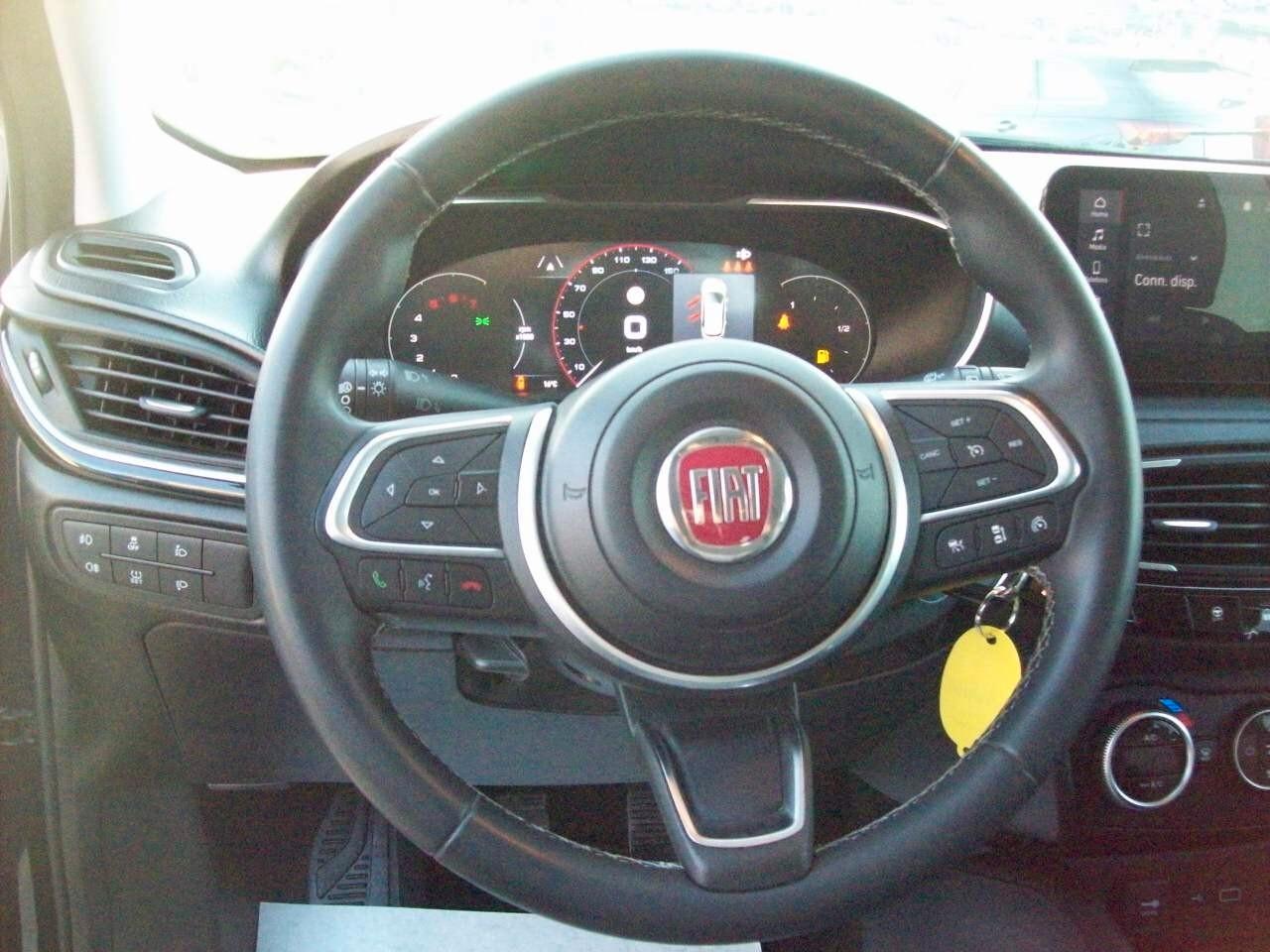 FIAT TIPO 1.6 MTJ CV.130 CROSS 5P S&S "2022"
