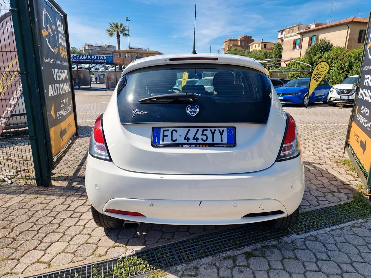 Lancia Ypsilon 1.2 69 CV 5 porte Platinum