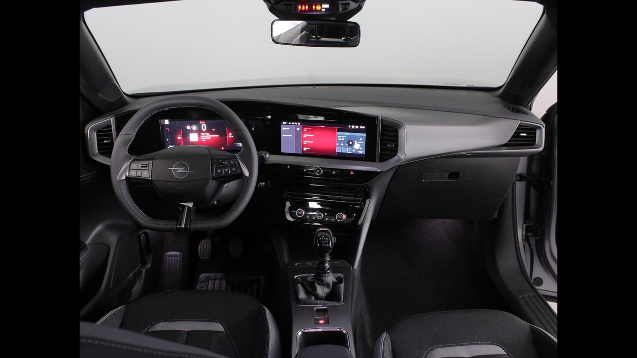 OPEL MOKKA GS 1.2l 136cv MT