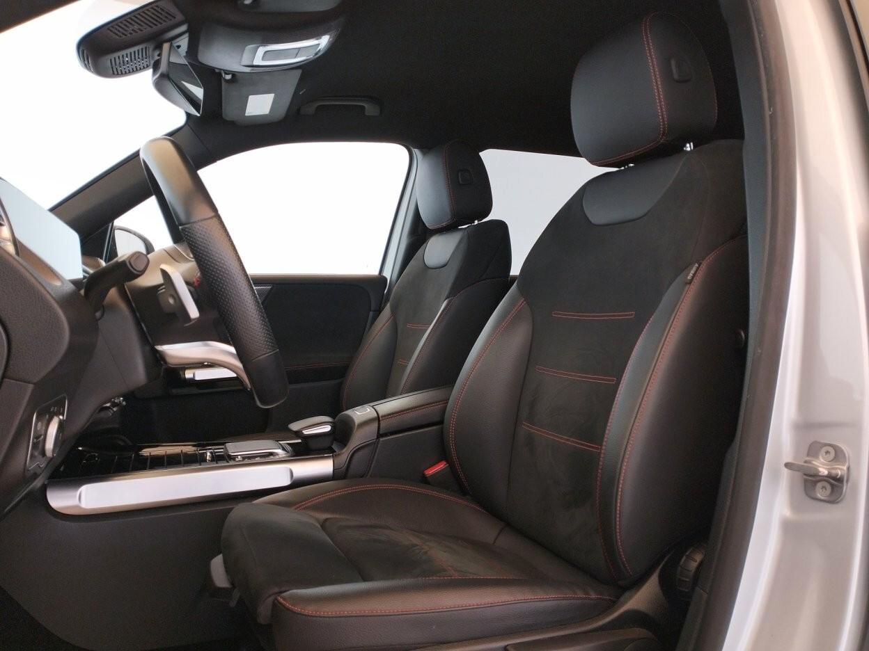MERCEDES-BENZ GLB 200d Premium AMG line 4matic auto
