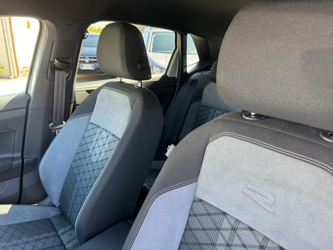 Volkswagen Polo 1.0 TSI R-Line