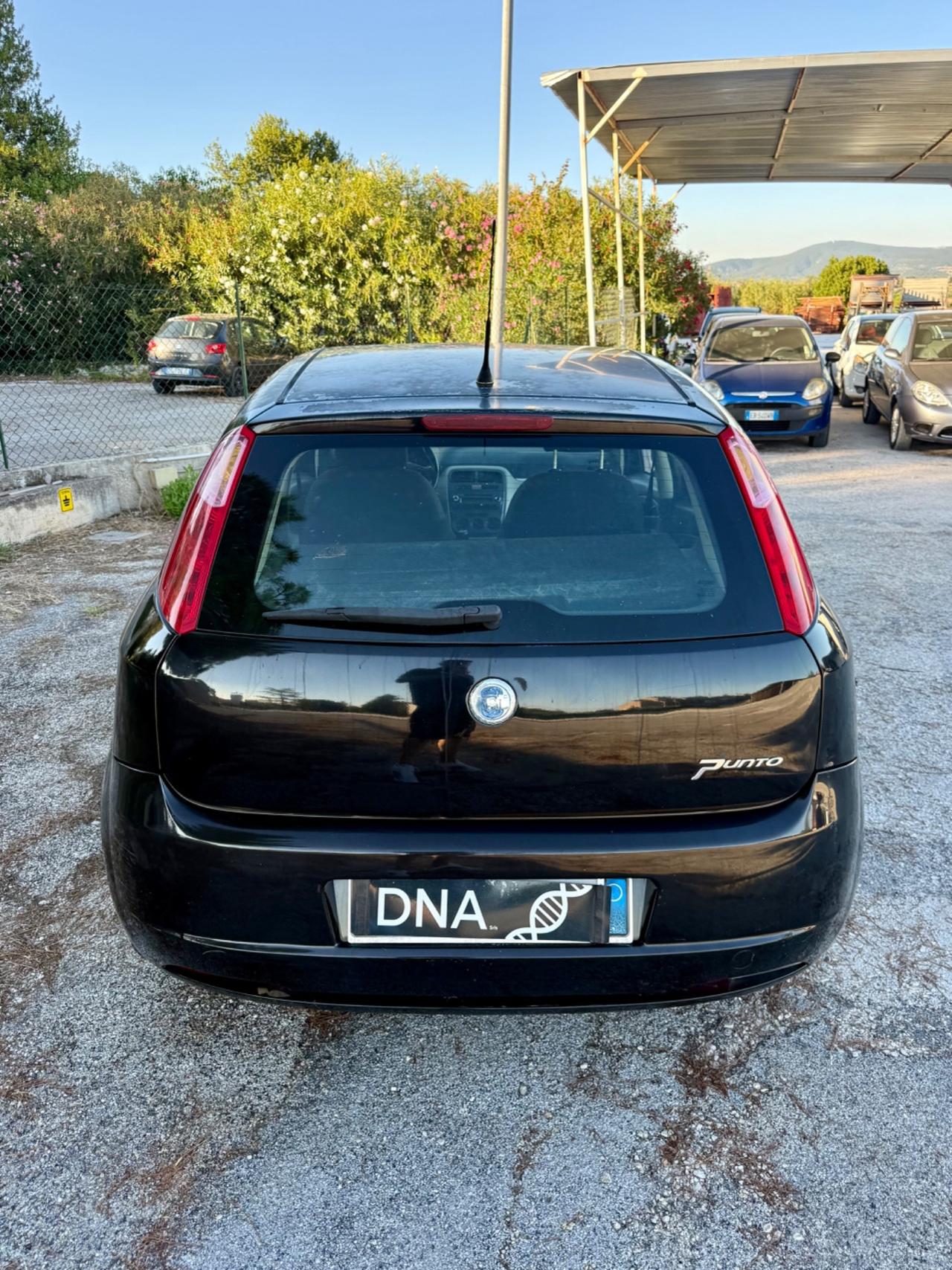 Fiat Grande punto 1.2 benzina Metano NEOPATENTATI
