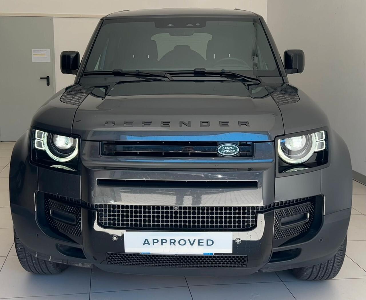 Land Rover Defender 110 3.0D I6 200 CV AWD Auto SE