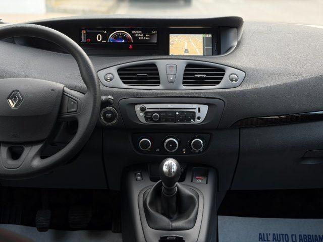 RENAULT Scenic 1.5 dCi 110CV *7 Posti*