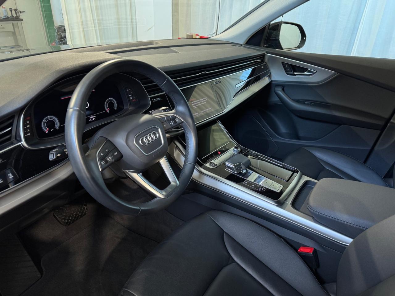 Audi Q8 45 TDI quattro tiptronic Sport