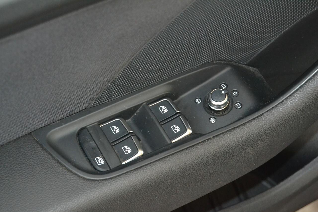 Audi A3 SPB 1.6 TDI DESIGN Navi/Xenon/MY2017