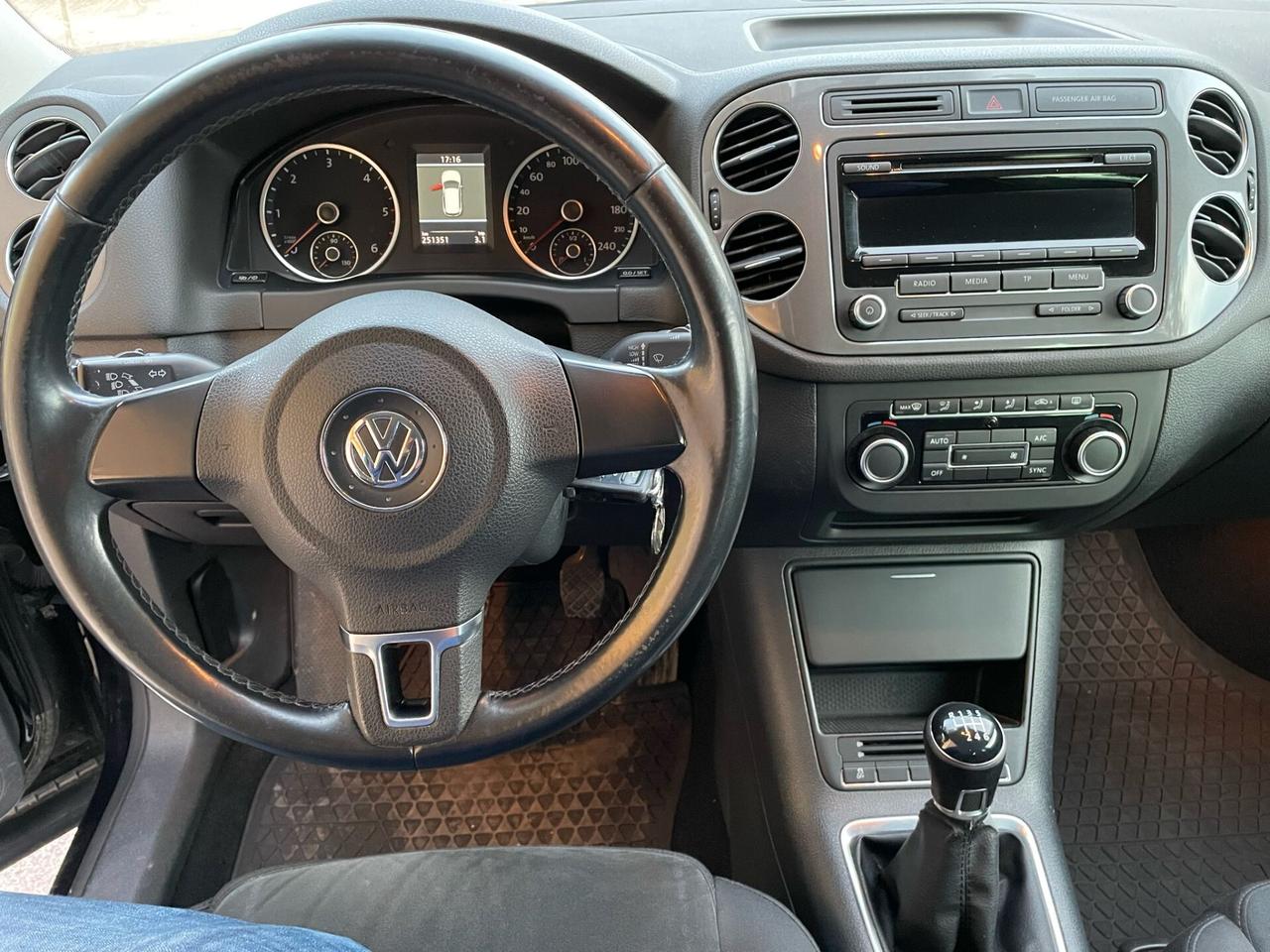 Volkswagen Tiguan 2.0 TDI Sport Line