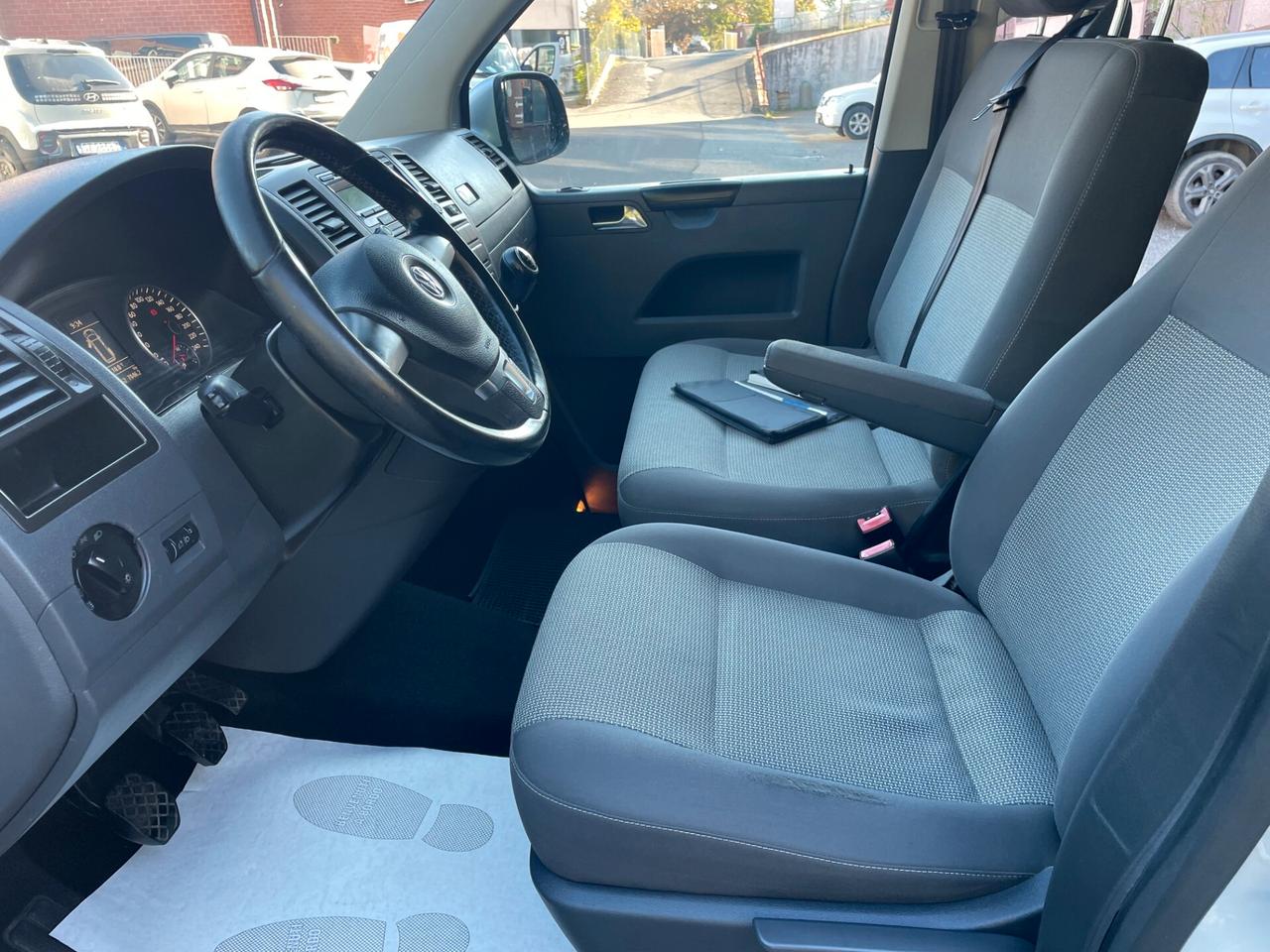 Volkswagen Transporter Caravelle 2.0 TDI 140CV PL Trendline 9 POSTI