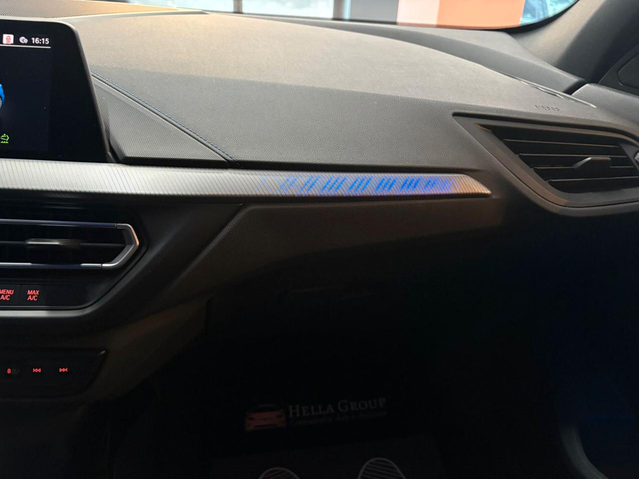 Bmw 118 118d 5p. Msport