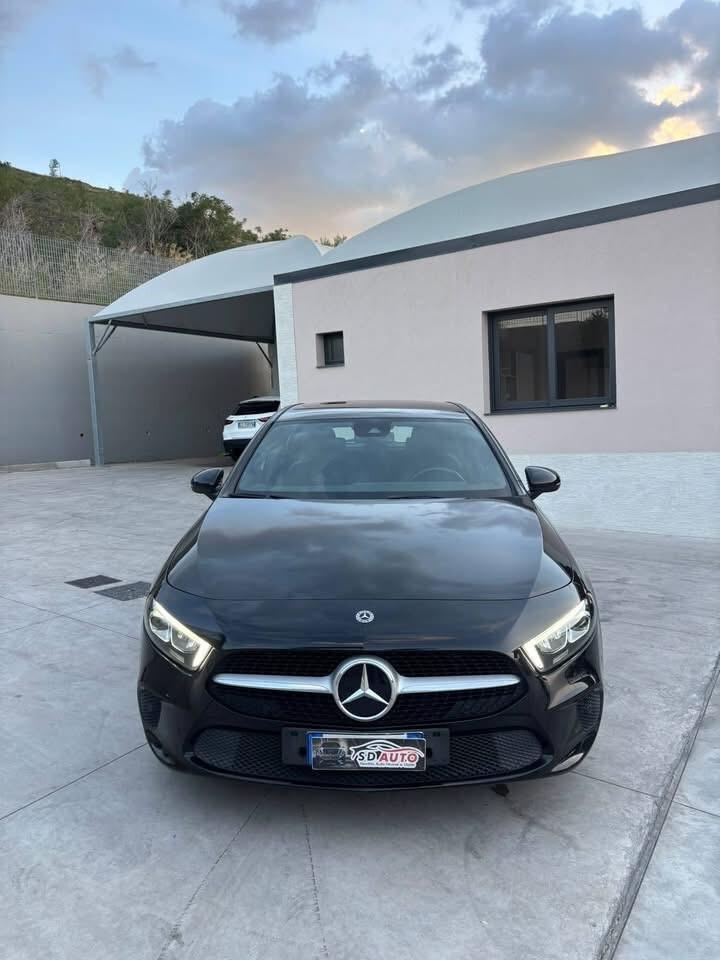 Mercedes-benz GLA 180 d Automatic Business :”:”:”: