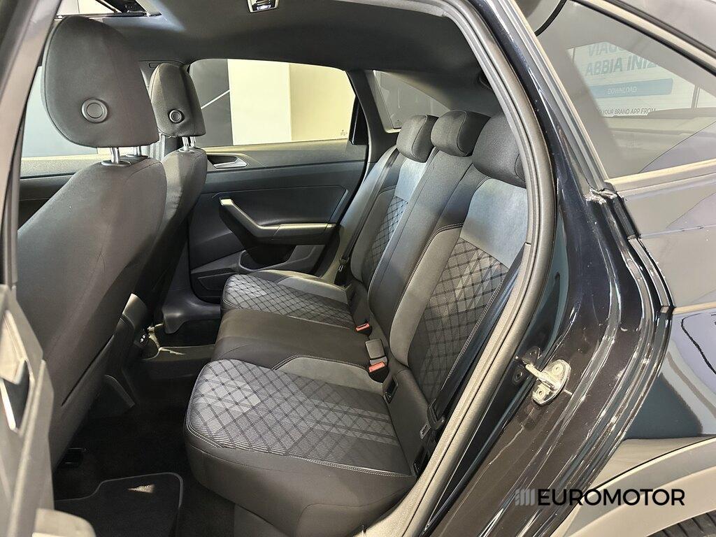 Volkswagen Taigo 1.0 TSI R-Line DSG