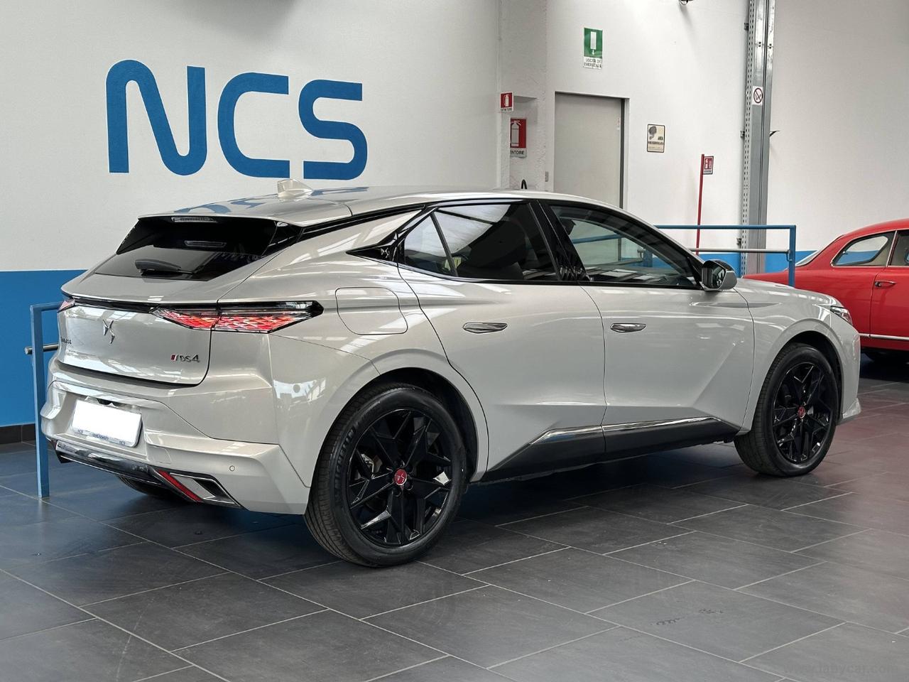 DS AUTOMOBILES DS 4 E-Tense 225 Performance Line+