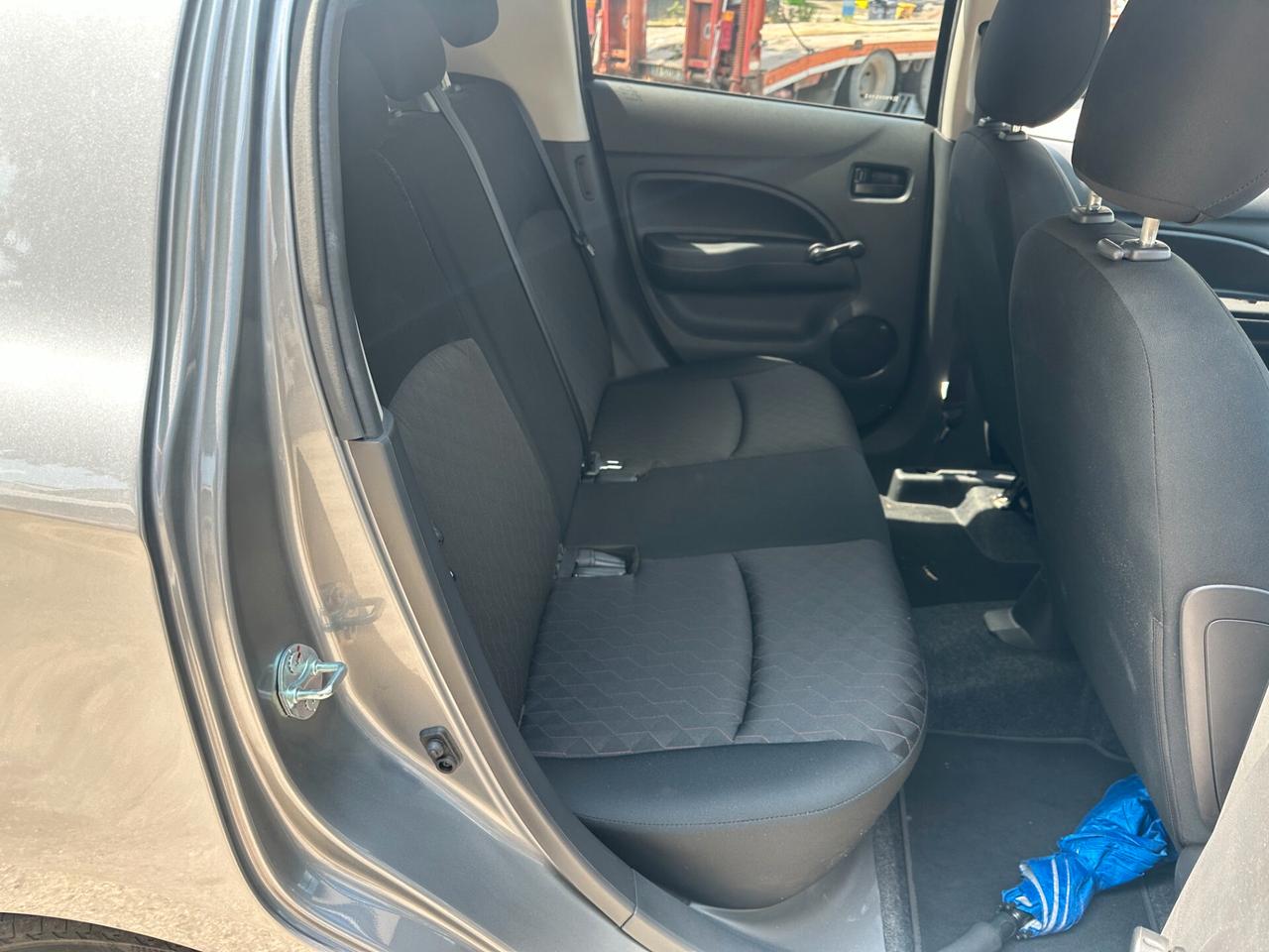 Mitsubishi Space Star Space Star 1.2 Invite Radio