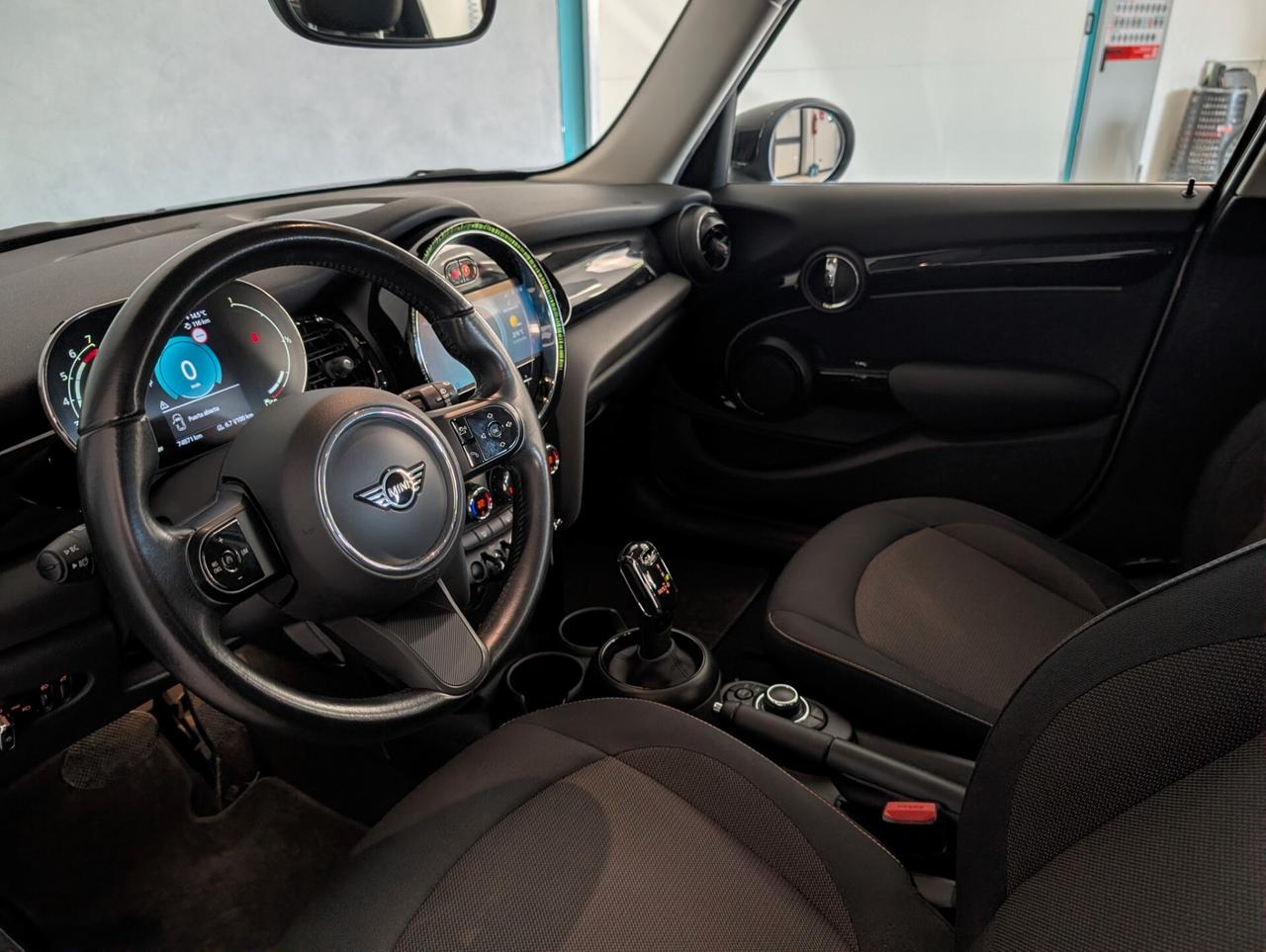 Mini 1.5 Cooper Business 5 porte Automatic
