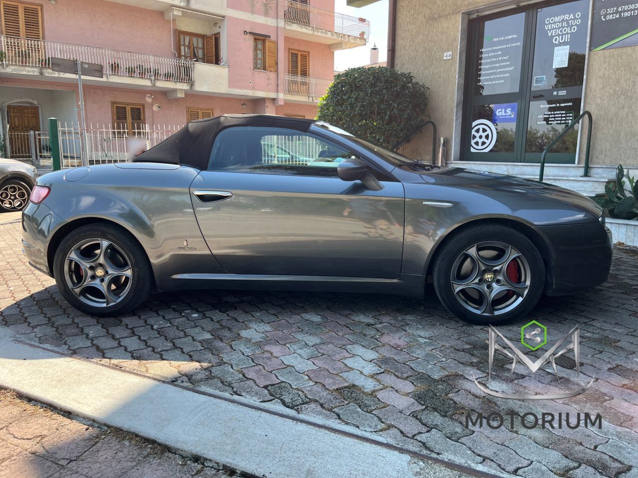 Alfa Romeo Spider 2.4 JTDM 200CV