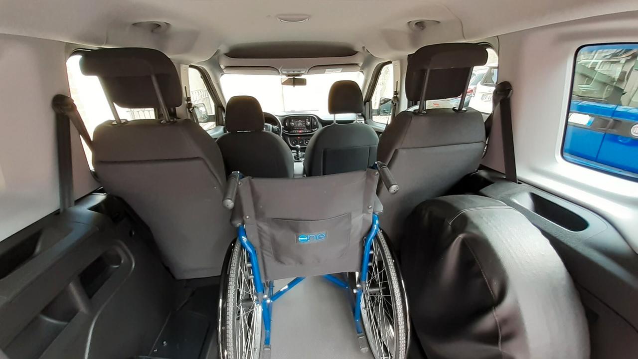 Doblo trasporto disabile pianale ribassato