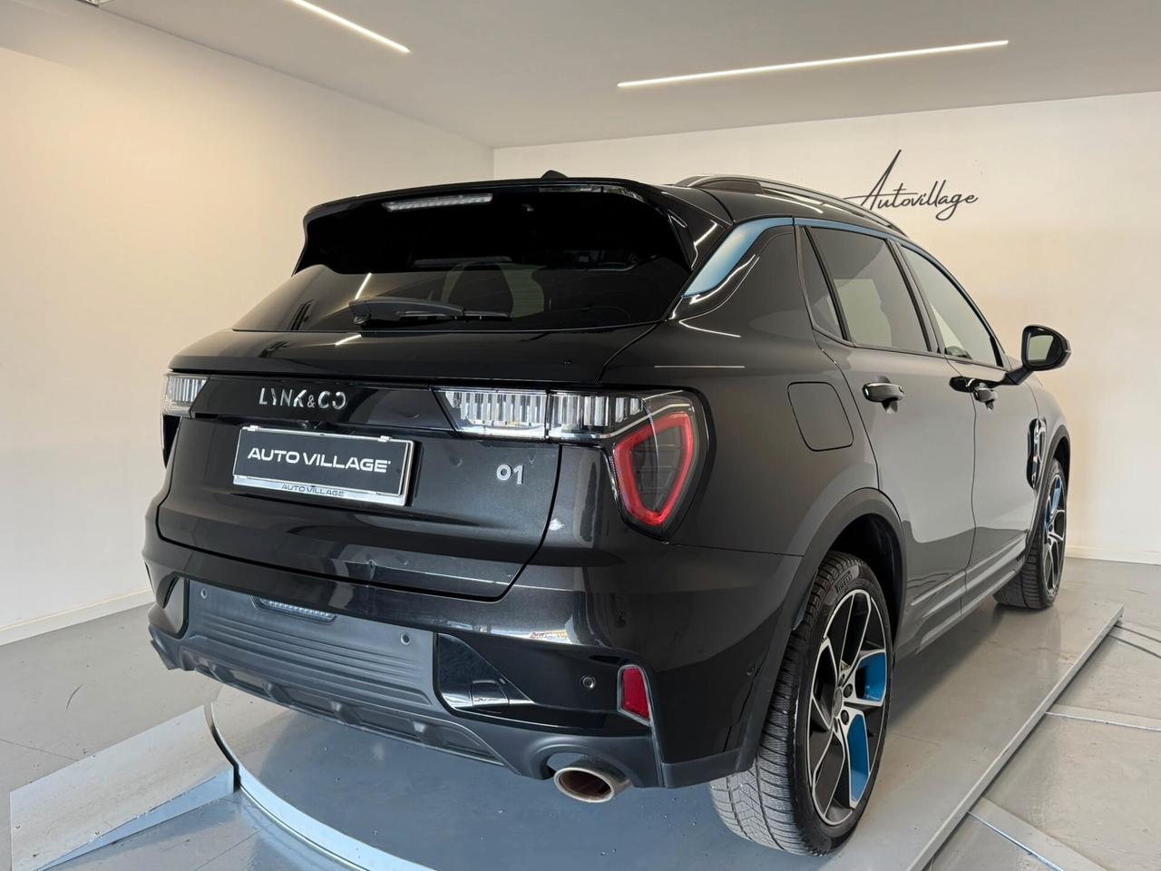Lynk&co 01 PHEV