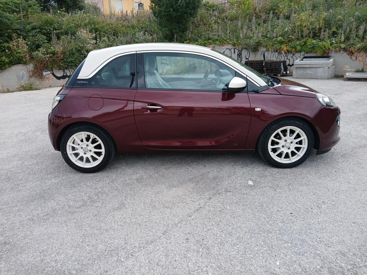 Opel Adam 1.2 Glam