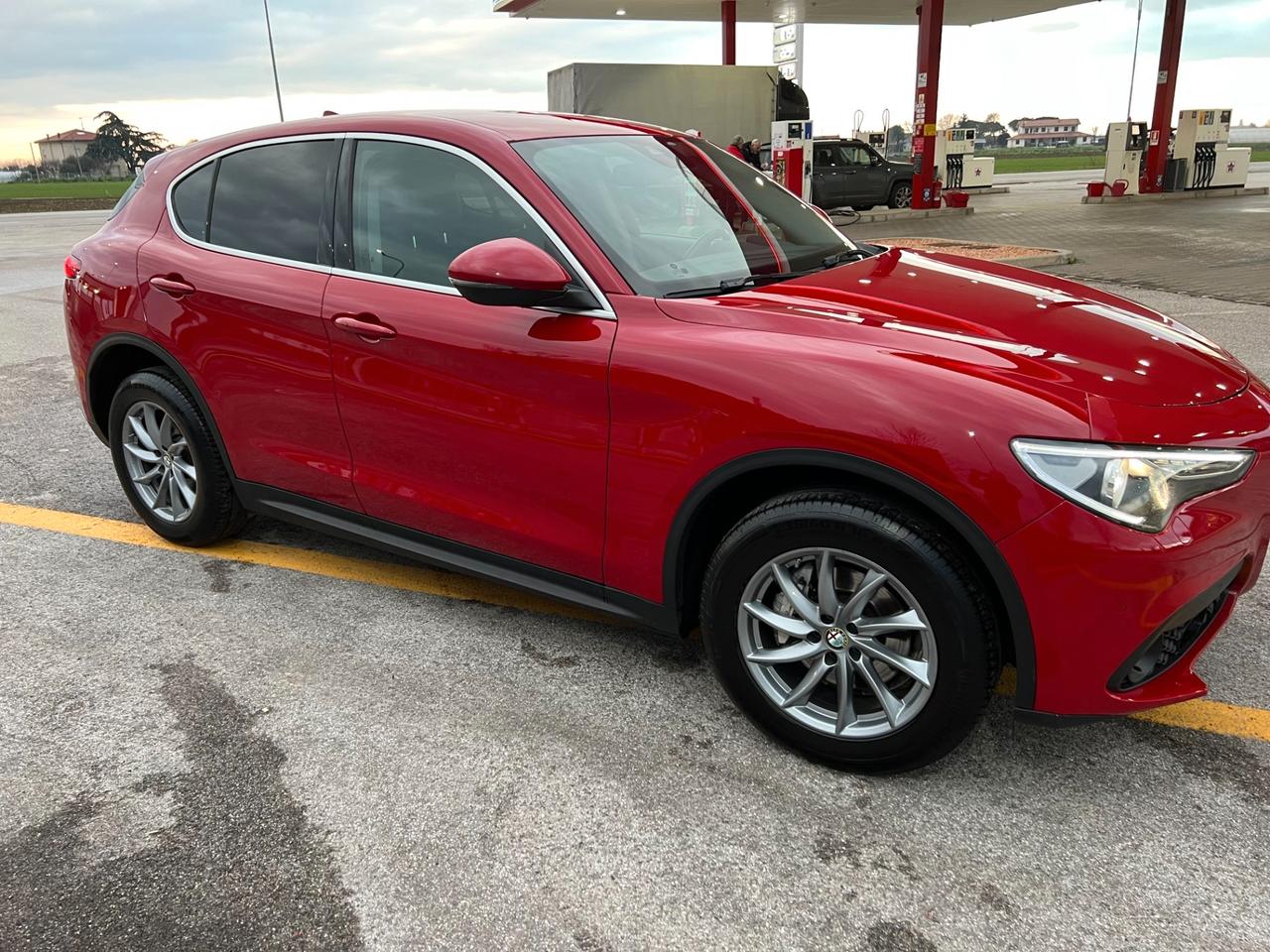 Alfa Romeo Stelvio 2.2 Turbodiesel 210 CV AT8 Q4 Executive PERMUTABILE GANCIO TRAINO TUTTI I TAGLIANDI