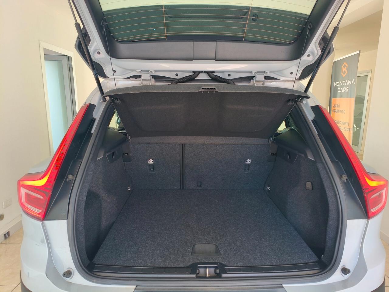 Volvo XC40 T3 Momentum Core