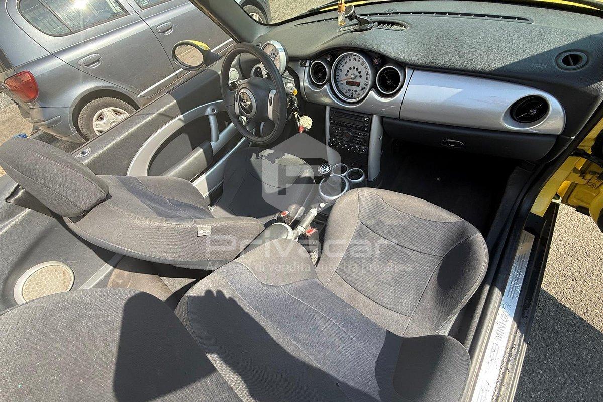 MINI Mini 1.6 16V Cooper Cabrio
