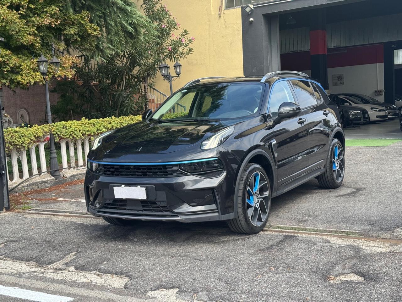 Lynk&co 01 PHEV (192 kw)