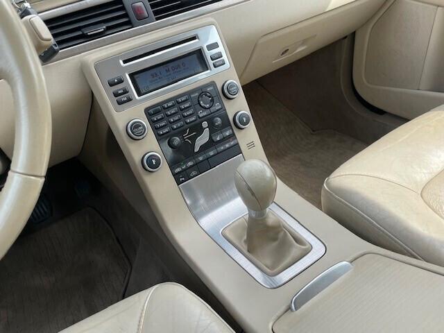 Volvo S80 2.4 D5 205 CV Summum