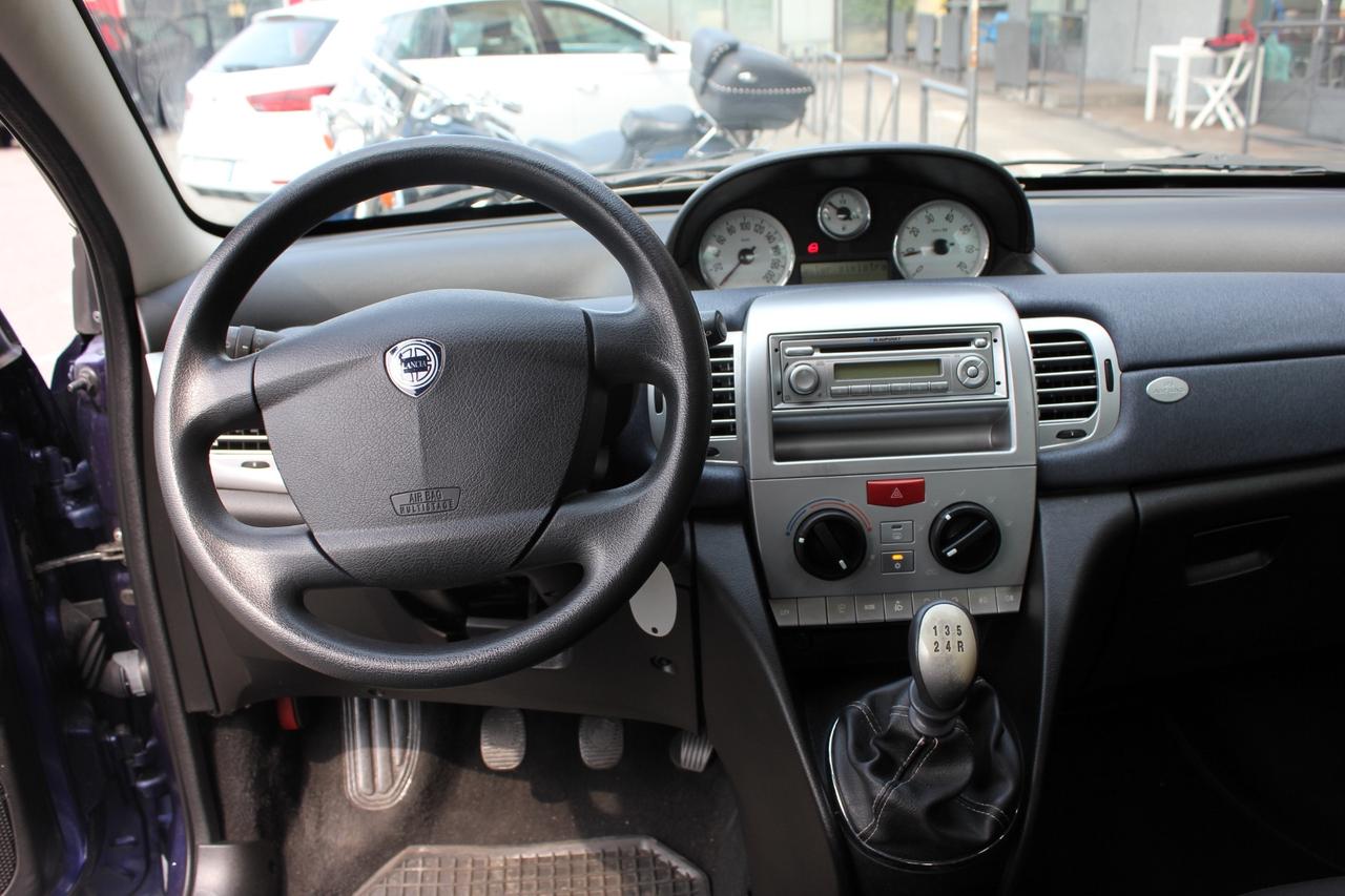 Lancia Ypsilon 1.2 ORO FRIZIONE NUOVA APPENA FATTA NEOPATENTATI