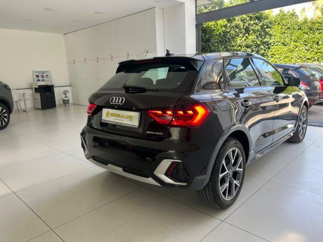 AUDI A1 allstreet 25 TFSI Admired tua ?239,00