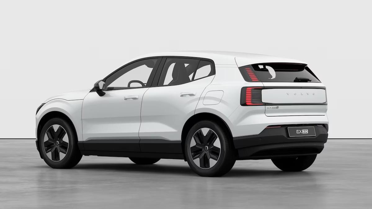 VOLVO EX30 Core P5 Long Range Electric